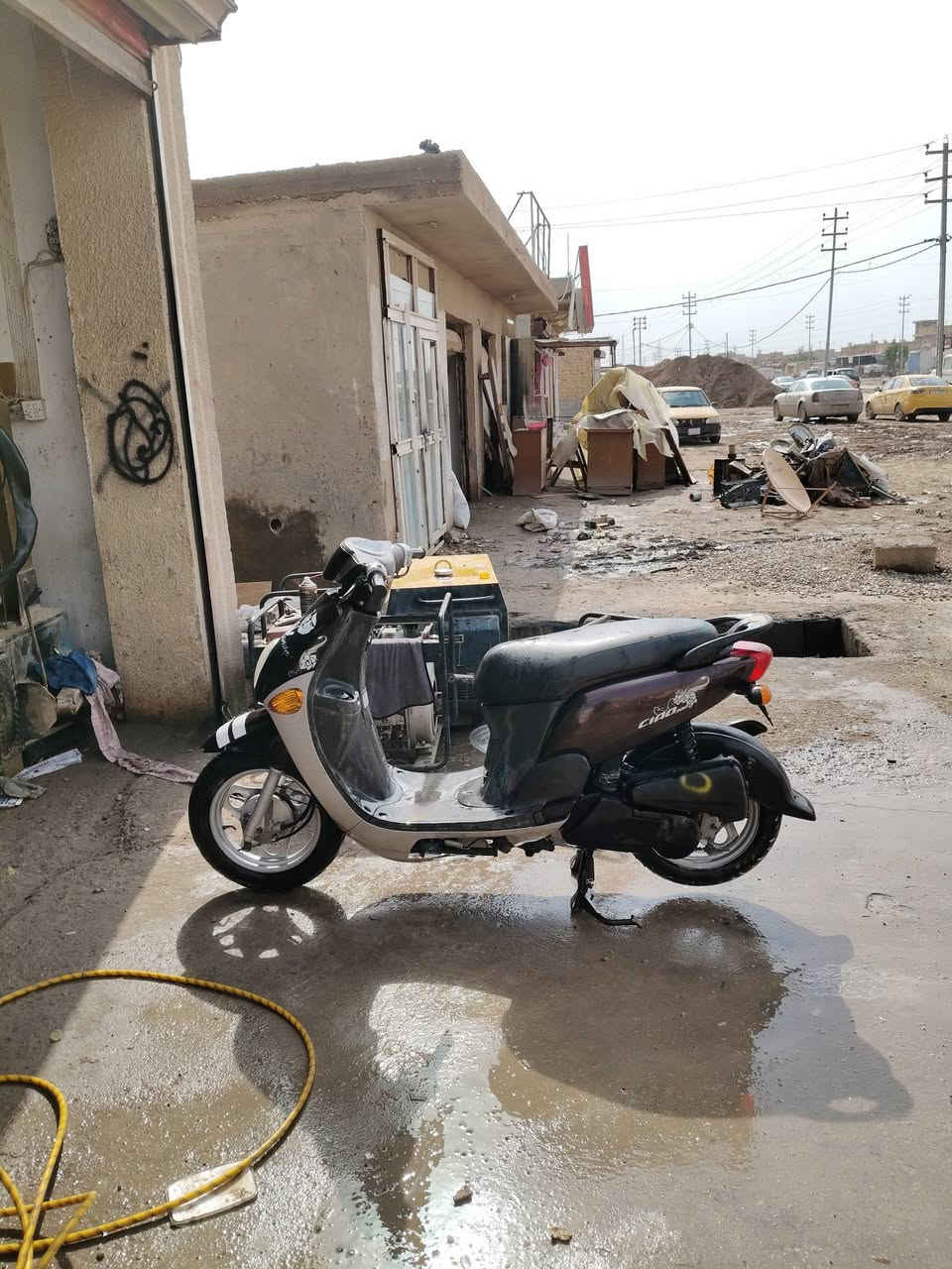 سلام عليكم بيش فله صاره 15 يوم طالعه من رمبه درجه جديدة كلش شراي ينتصل مكاني كوت بخدمتك مراوس ترهم ***********
