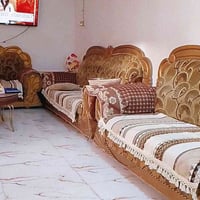 تخم • كراسي ٢ وسط ١ كبيرة ١