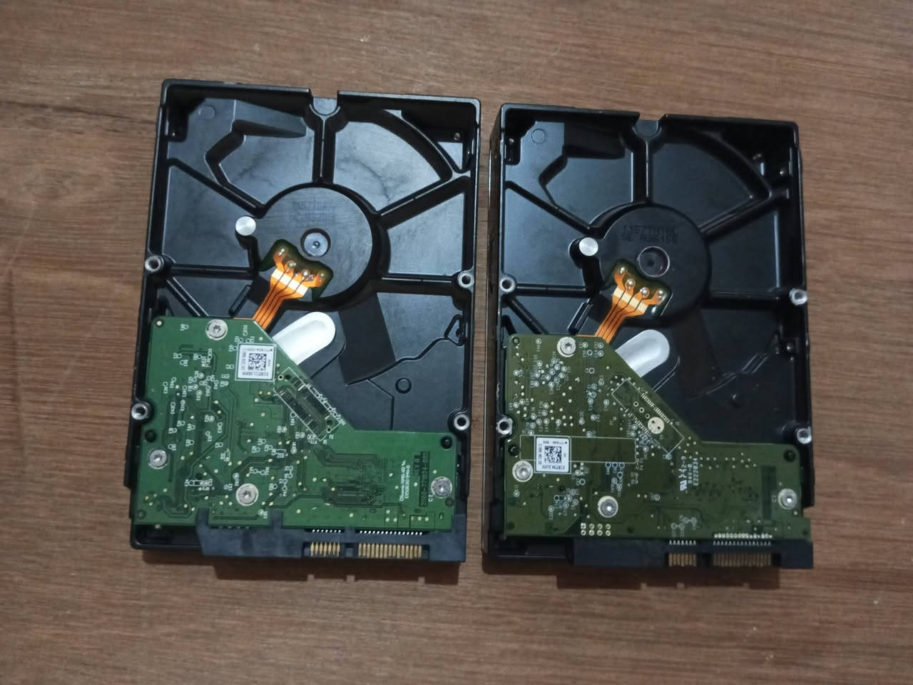 هاردين واحد 500 كيكا وواحد 1 تيرا سعرهن ثنينهن ب50 الف مع التوصيل


**إذا كنت صاحب هذا الإعلان وتريد حذفه لأي سبب، رجاءا أرسل رسالة إلى الدعم الفني**