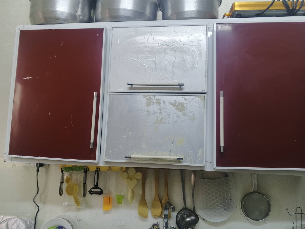 سلام عليكم عندي كاونيتر للبيع السعر 150وبي مجال الرقم ***********
