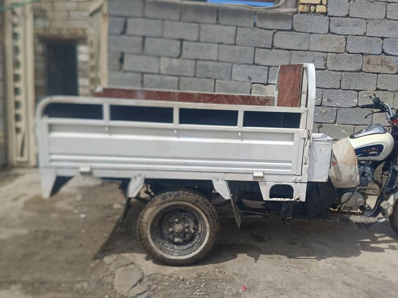 سلام عليكم ستوته مديل 16ارقم وسنويه بدي مال14ستونه  نكره سلف بس عوزها باتري سعرها مليونين مكاني ناصريه مركز قرب جامعات ذي قار موجد وتساب وخاص ***********
