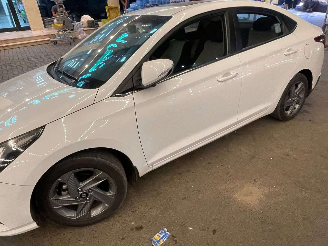 السلام عليكم بيع مستعجل
اكسنت موديل 2021 خليجي
جديده جدا 
محرك 1600
دوش المرغوب
مكفولة كفاله عامة
المواصفات
فتحة سقف
تحكم استيرن
تبريد امامي وخلفي
كامره خلفية
اشاير بالمري
ويل كب 5
شاشة ايباد
رقم بغداد 
السعر 138 
وبية مجال 
مكاني بابل 
للاستفسار الاتصال بالرقم او
واتساب  :***********
