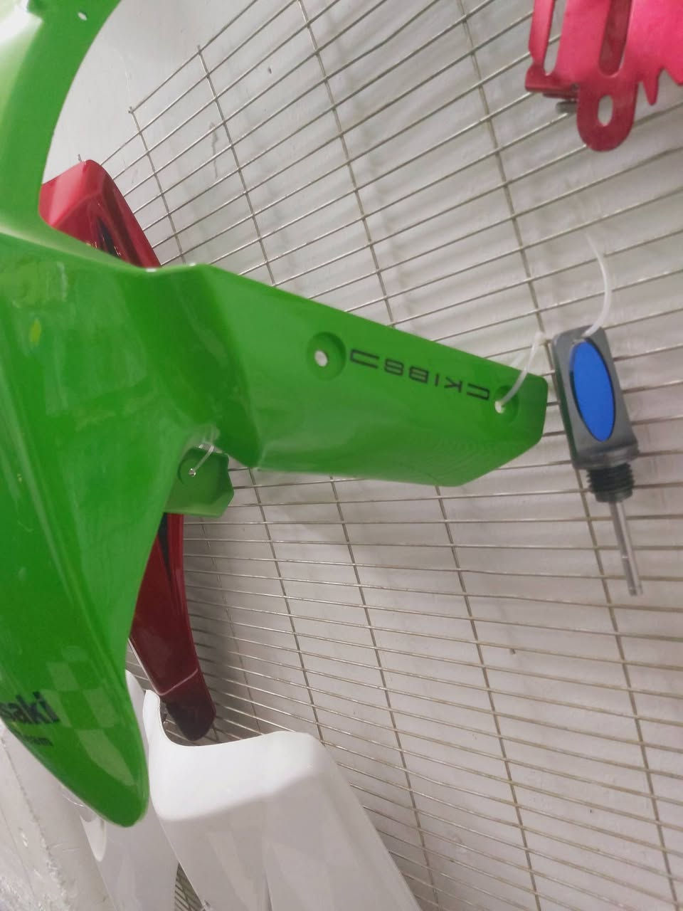 جاملغ كاوسكي 636 أمامي من 13وفوك سعر ٤٥ وبي مجال
***********
