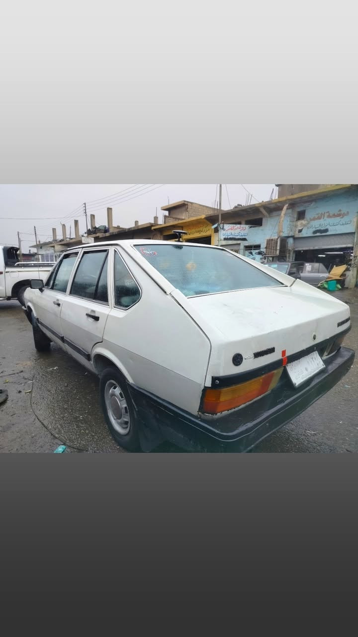 السلام عليكم برازيلي موديل 985 بها صبغ مكانات مكان الموصل الايمن كربون بنزين بيهاه صاحب الشرع موجود شرط التحويل غرامات صفر مكينه جير شرط ضخم امامي وخلفي شرط السعر 17 بها مجال اتصل والدلل ***********عله رقم ***********
