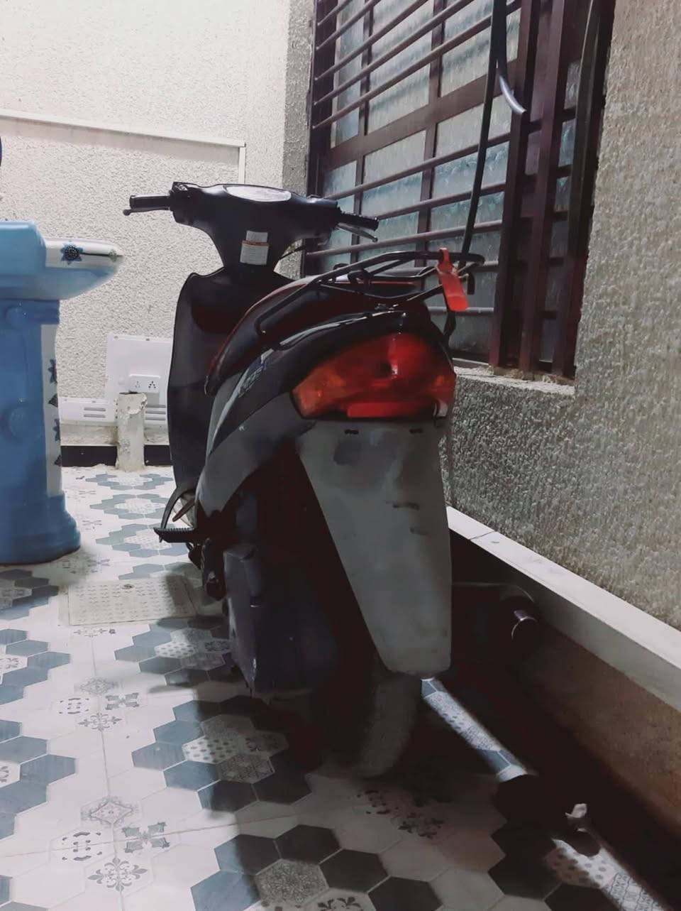 دراجه للبيع دراجه نضيفه كامله ماناقصه اي شيء تواصل خاص او *********** مكانها كوت بيع او مراوس
