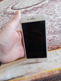 آيفون ٧ بلس • ١٢٨ • كاميرا امامية مكسورة