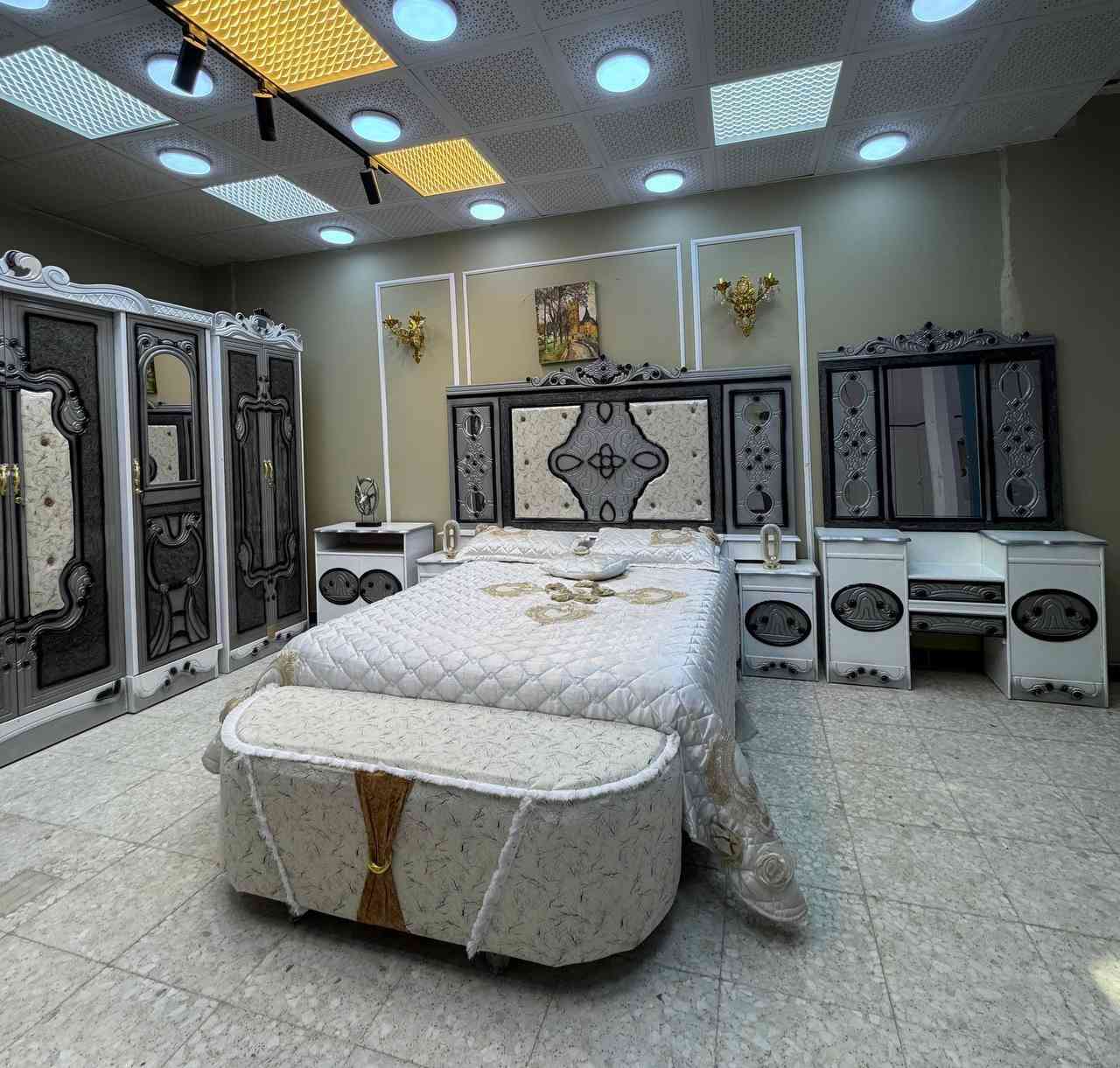 متوفر الان موديل جديد ..

السعر مليون و25 الف دينار 

سعر الشازلون الخزان 75 الف 

سعر الشازلون المقعد 50 الف 

غرفه نوم داخل معاكس خشب 3 ملم
خارج تحفير sns انديف 5 ملم

الصبغ حراري درجة اولى

6باب  متكونه من 9قطع

زاويه تصميم كنتوري بارتفاع الكنتور

السرير بلاويد اسود 6ارجل

قياس الكنتور ارتفاع 2.40 وعرض 3.20

النقل والشد مجاناً داخل بغداد 
الاطراف 40


**إذا كنت صاحب هذا الإعلان وتريد حذفه لأي سبب، رجاءا أرسل رسالة إلى الدعم الفني**