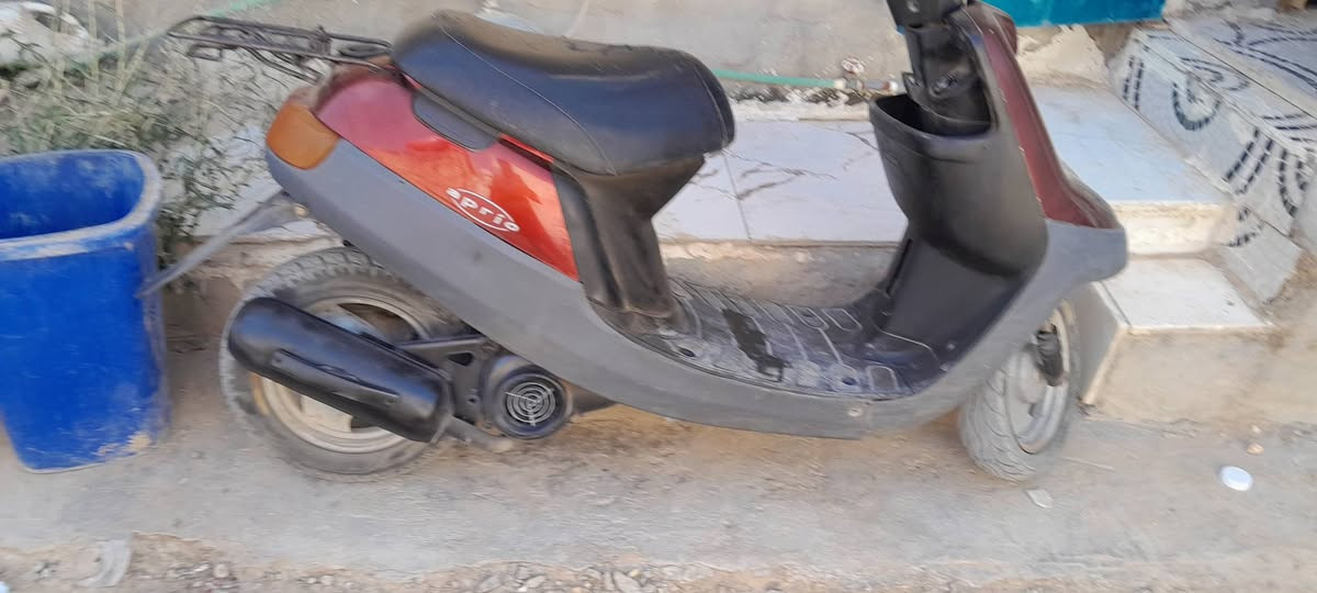 سلام عليكم دراجه بطه نضيفه كله شغاله سلف هندر السعر 250 وبيه مجال مكان كربلاء ***********
