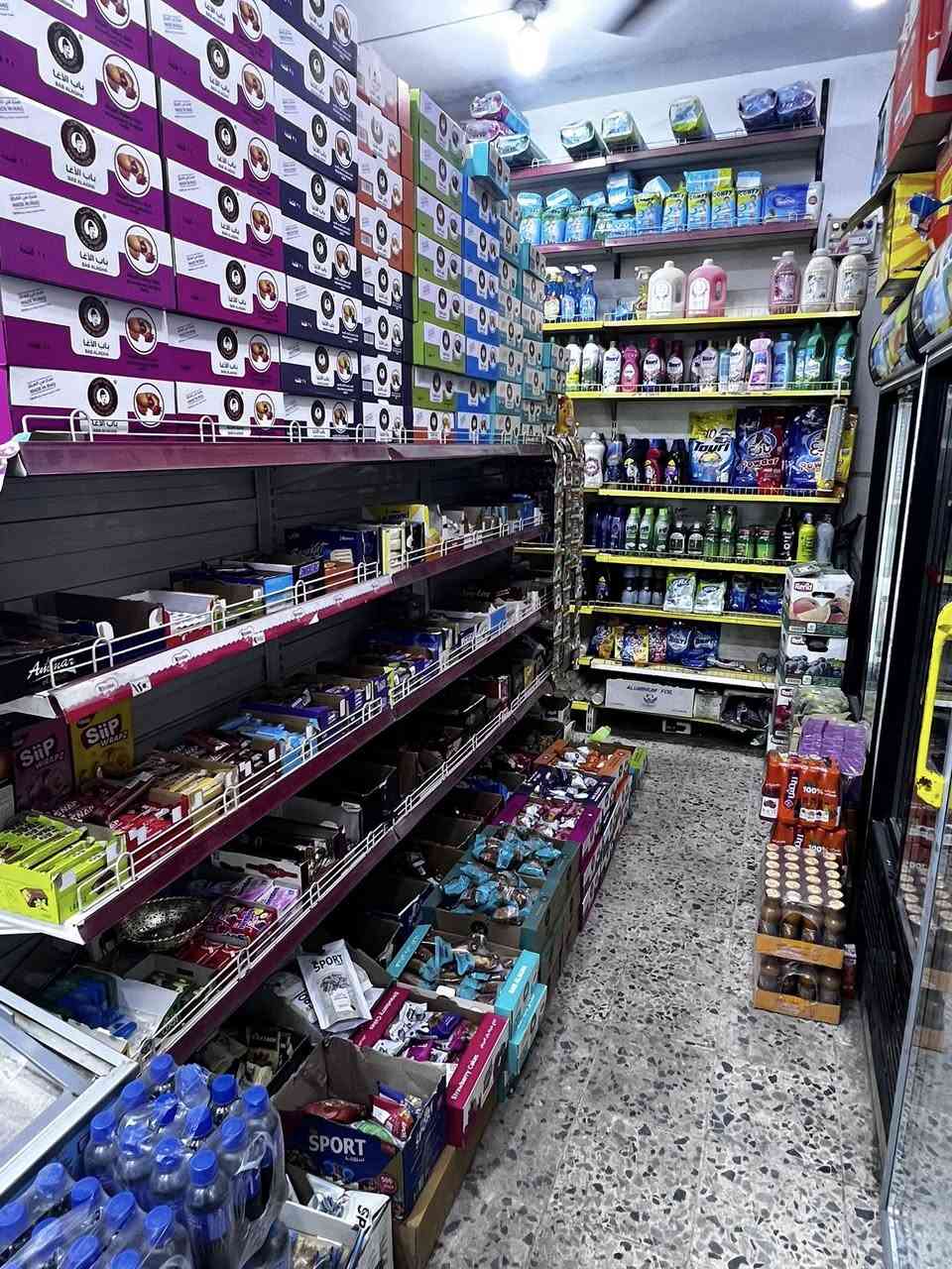 سلام عليكم
اسواق جهازه وكامله 

…موقع بغداد الحريه شارع المشتل 

الاسواق ركن ع شارع خدمي ومنطقه سكنيه 

سعرهه مناسب وبضاعه خير من الله 

عارضه طرحيه وعاموديه ملك الامحل سلال جباس كلهن ملك الامحل ماعندي مال شركات فقط 

( شركت بغداد & شركت كولا & مجمده ايسكريم ) 

للستفسار *********** 

بسبب ضروف العمل وقت 

شغاله ودخل خير من الله
