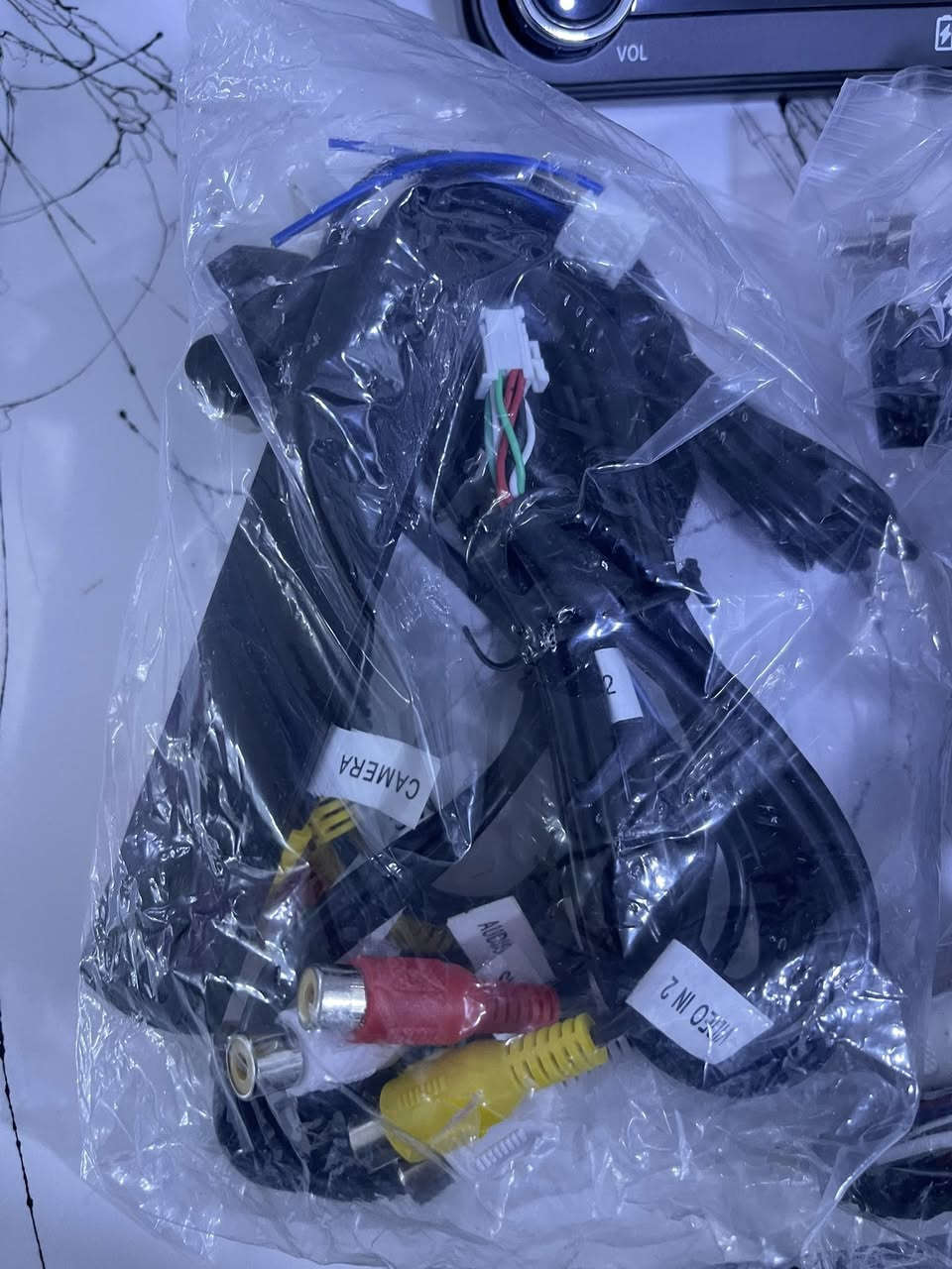 شاشه سكودا و جيتا و باسات كامل  مواصفات
٧ انج رام ٨ ذاكره ١٢٨ 
جديد


**إذا كنت صاحب هذا الإعلان وتريد حذفه لأي سبب، رجاءا أرسل رسالة إلى الدعم الفني**