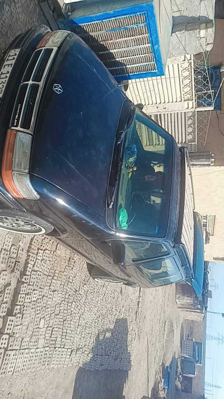 السلام عليكم   كلايزرالبيع موديل ٩٢رقم انكليزي سنويه لغايه ٣٠بغداد مكينه بلاديه٦سلندر رقم بغداد السعر ٤٣ الرقم***********
