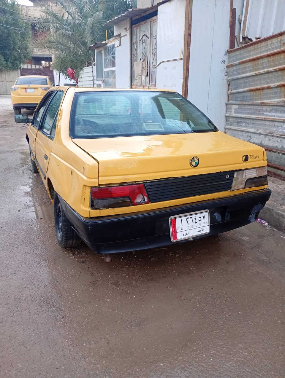 بيجو روى 2009 مكينة نظيفه كير نظيف بس ع الثاني يفلت يرادله ترتيبات عوزها عينه وصينه  15 ورقه وبيه مجال المكان بغداد الزعفرانيه ***********
