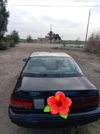 سيارة جاهزه كشر حلو و صافي مرتب مكينه و گير نظيفات تخم تاير و حداديه ك...