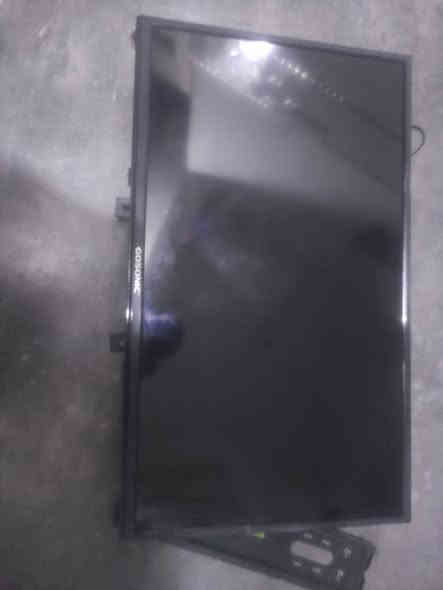 ئەم تیڤییە زۆر زۆر پاکە بای ٦٥هەزارە لەکەلاری کۆنە هەرچیەیکی ناومالەت هەیە بۆمان بنیرە ***********
