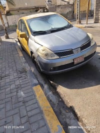 نيسان فيرسا 2009 محرك بشرط 2000 سياره حلوه يرادله صبغه وترتيبات بسيطه ...