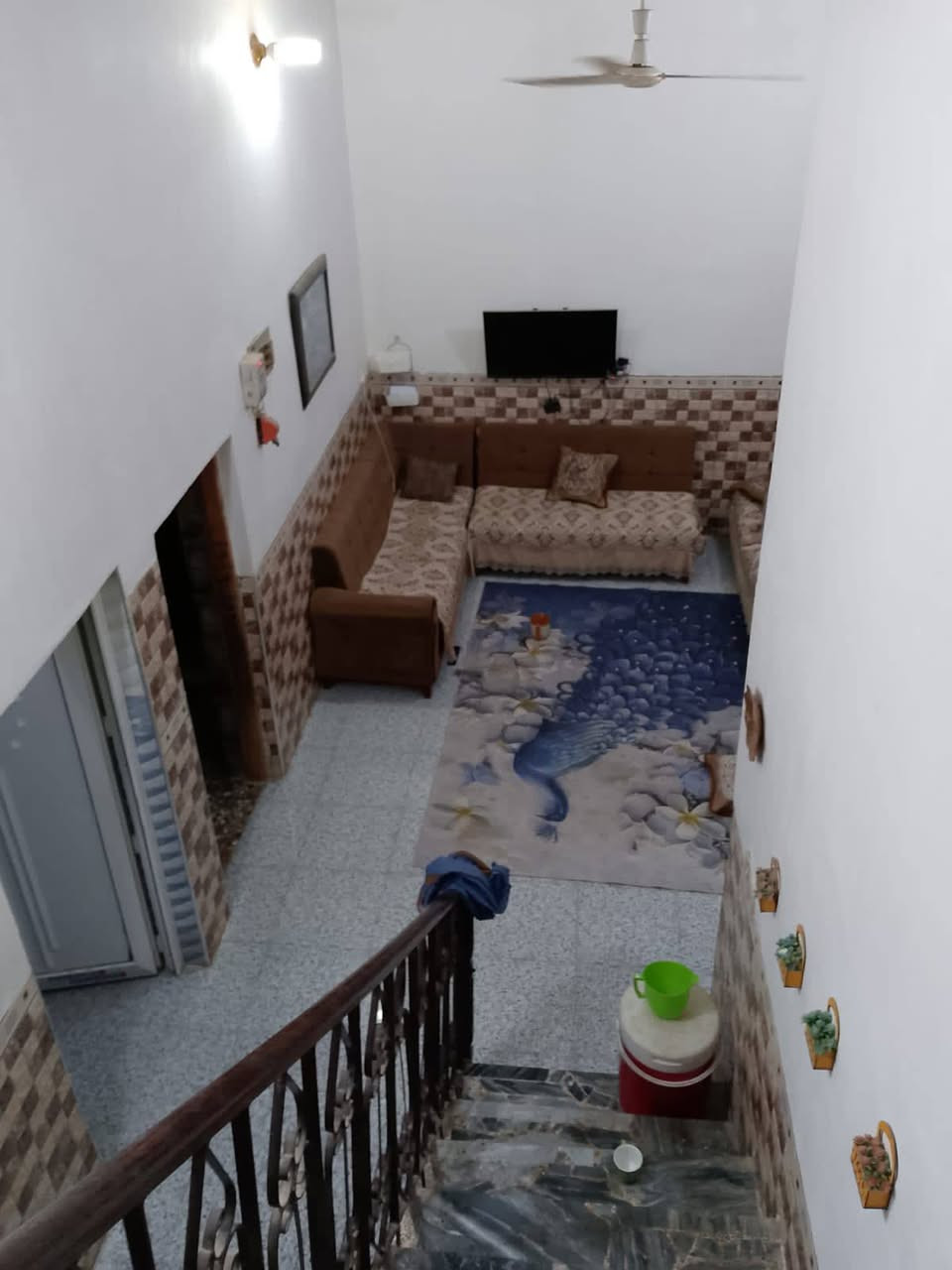 دار للبيع مساحتة 200متر
الموقع/ربيانية شارع البطاوي القديم مجاور احمدفاهم المؤذن وحيدر حمادي البنه طابو زراعي سند25 تحويل ثاني باسم المشتري 
السعر/90بيه مجال 
للاستفسار الاتصال على الارقام التالية 
***********
***********
