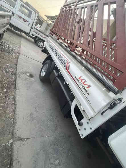 كيا فحل. 2022رقم بغداد. مكفوله. سياره. نضيفه. وجاهزه. محجر. محوره تاير خلفي 14تانكي. كاز ١٢٠لتر. جاهزه. 
سعر ١٧٣$
عنوان. بغداد ليوسفيه. ناحيه الرشيد. 

‭٠٧٨٧ ١٣٧ ٧٣٩٧‬
