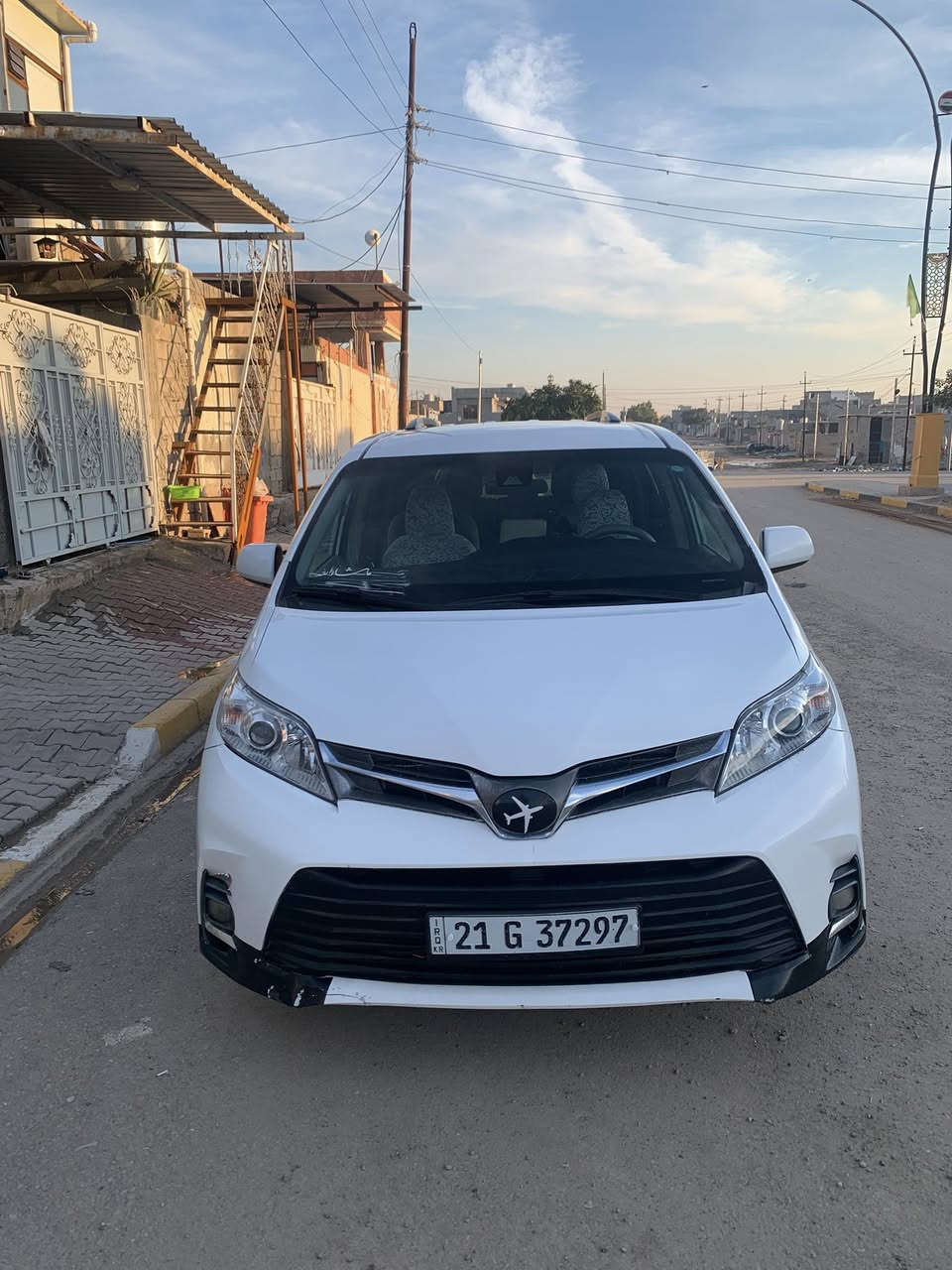 سلام عليكم 
تيوتا سينا 19
معروضه 245 وبيها مجال بسيط 
للبيع او مراوس ب صالون  او كيا كرنفال حسب الرغبه 
صور الضرر موجوده بل صور 
بدون دواخل بدون ايرباك 
رقم سليمانيه سنويه لل27
مواصفات Le
بيبان كهرباء 
رادرات 
كروز سرعه 
نضام خروج عن المسار 
سياره حلوهه ومرتبه 
تخم تايرات جديده جواها 
صدرها مو تعبان 
دبلات 4 جديده جواها 
عندك دعاميات شويه تعبانه 
خابر ومايكون خاطرك اله طيب 
***********
***********
