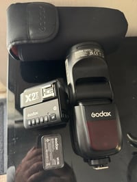 Godox V1 • X2T تريغر • شبه جديد