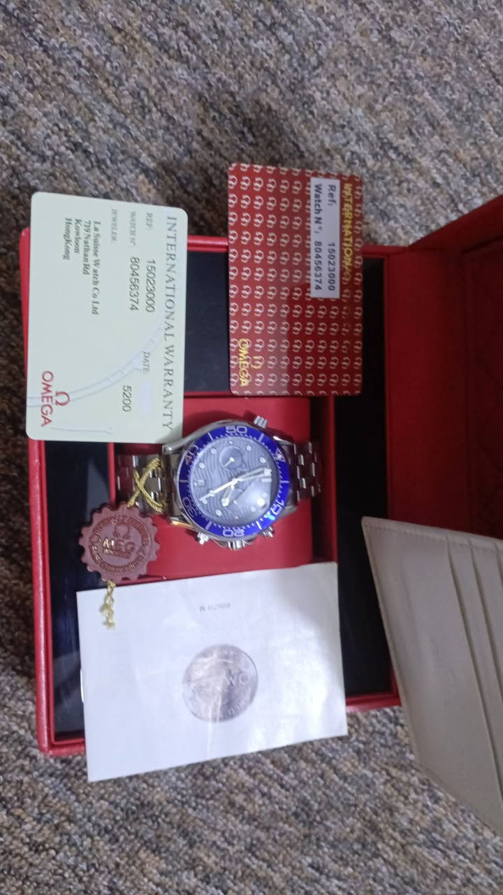 ساعة اصلية للبيع
للاستفسار 
***********
