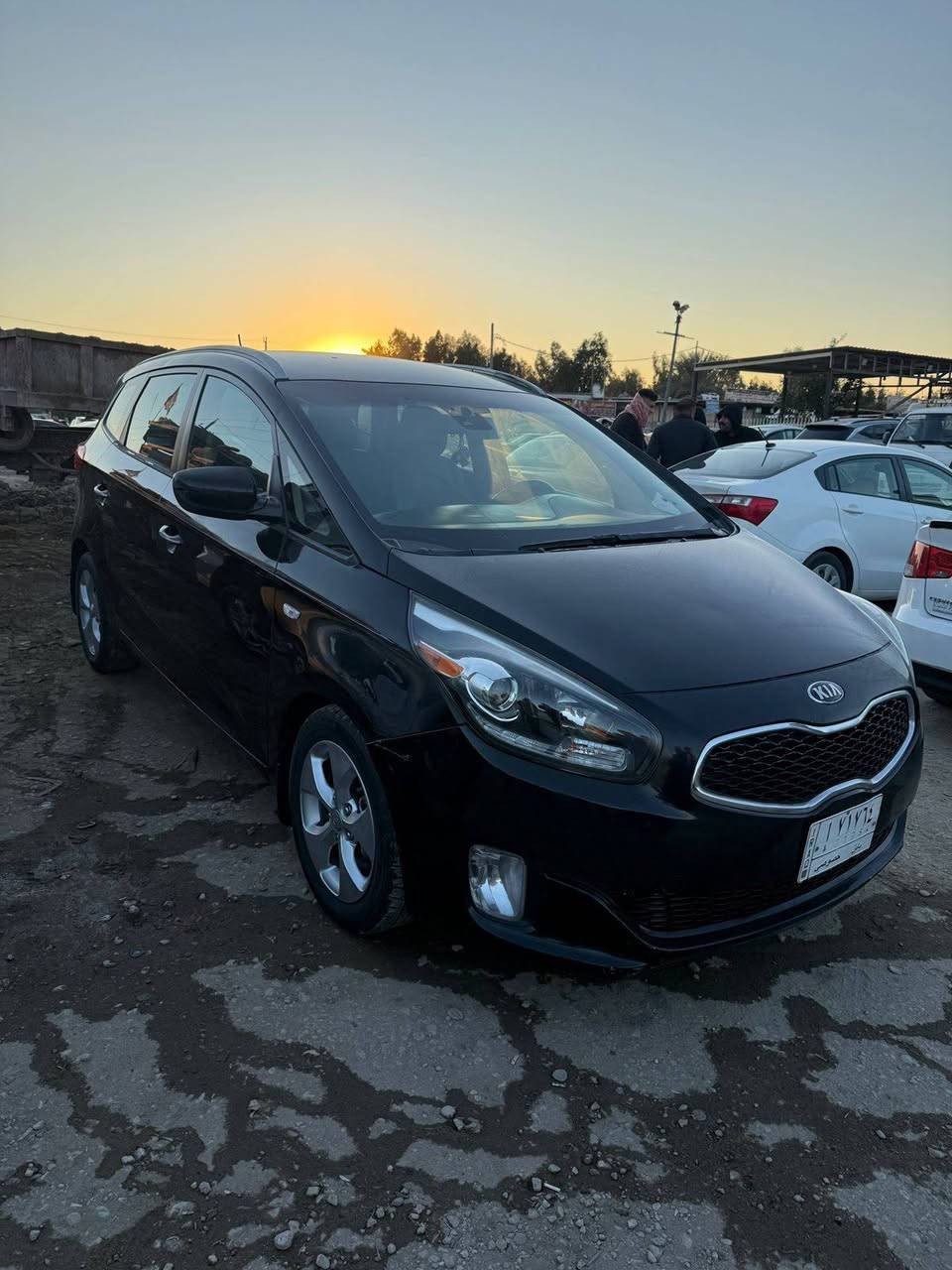 سياره بيه صبغ  قطعتين بدون دواخل
مكينه وكير حدادي مكفولات تخم تأيرجديد 
تبريد ثلج🥶 تدفئ شغاله 
سعر 105 
مكان السياره كربلاء المقدسة 
للاستفسار اكثر الا تصال على الرقم***********
