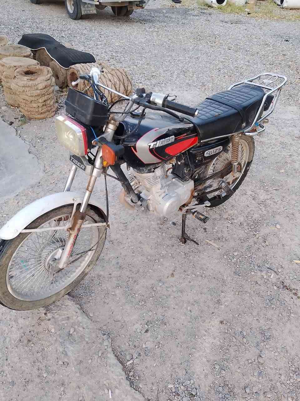 سلام عليكم ماطور للبيع موديل 20 محرك ما مفتوح ماطور نضيف ناقصه بس كهربائيات سعره 300قفل


**إذا كنت صاحب هذا الإعلان وتريد حذفه لأي سبب، رجاءا أرسل رسالة إلى الدعم الفني**