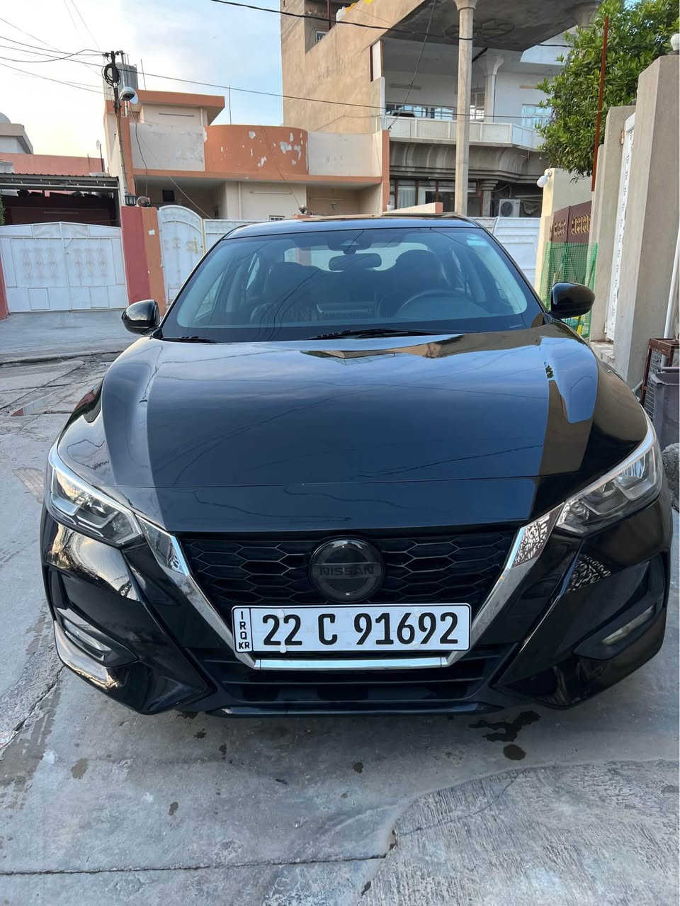 سلام وعليكم 
نيسان سينترا موديل 2022 
سيارة جيديد موصفات svمعروفه 
بصمة ابواب بصمة رادار امامي او جانبي 
سيارة بي 4 قطع كلير امريكا كبس ايرباك بيلدي 
ماشي 45 
سنوي و رقام جديد بسمنا
سعر 119. او مجال قليل 
رجا اذا مو شراي لا تخابر 
م *********** كركوك, العراق
