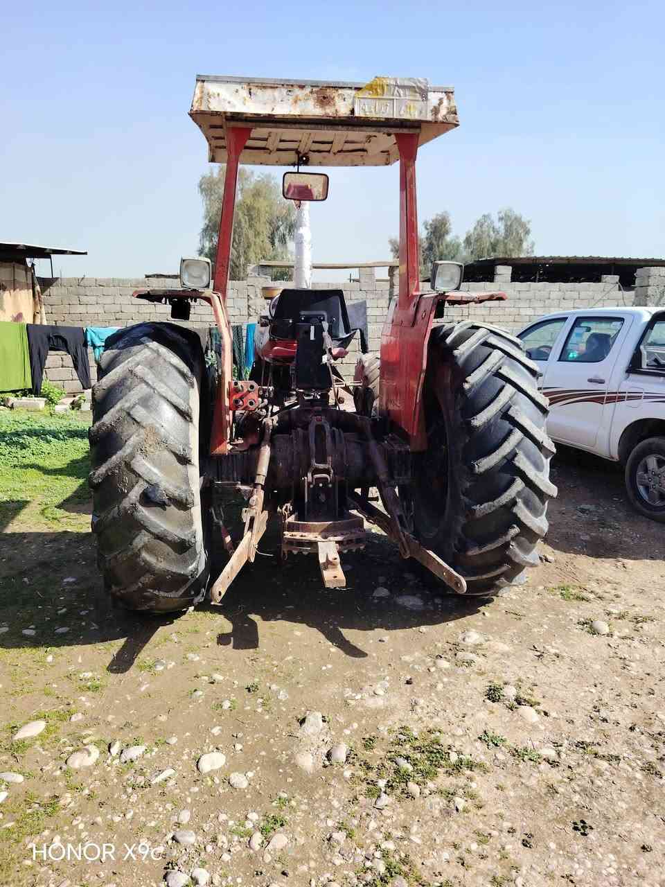 السلام عليكم تركتر فوركسن موديل 79 بدون صبغ شرط كير ومحرك واكسن السعر 20وبي مجال للتواصل ***********
