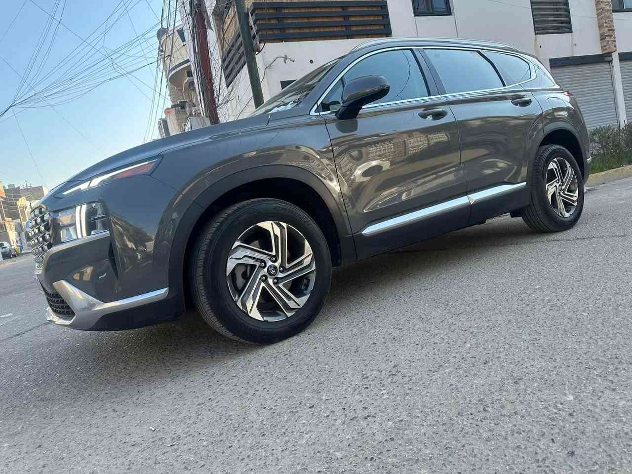 🚗 سنتافي للبيع – موديل 2022 وارد أمريكي
لون سمتي مميز ✨
رقم مميز
ماشيه ٤٨ الف
حادث خفيف 
السيارة نظيفة جداً وجاهزة للفحص

المواصفات:
 • موديل: 2022
 • وارد: أمريكي
 • اللون: سمتي
 • الحالة: ممتازة
 • الاستعمال: شخصي

السعر: (230)
الموقع: (نجف)
للاستفسار: (***********)

💬 صور الحادث مرفقه
