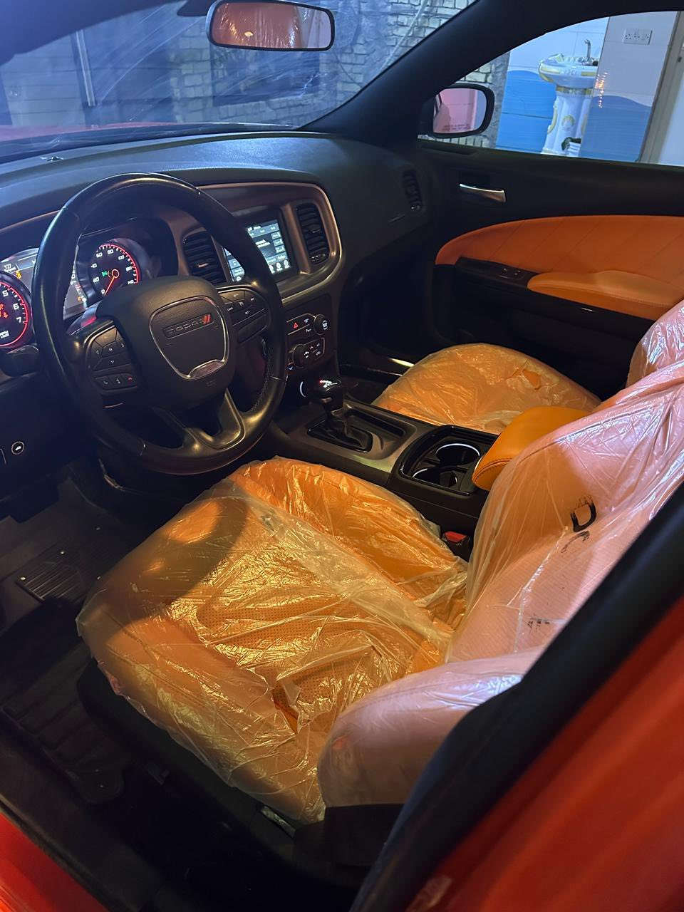 السلام عليكم /جارجر 2022/للبيع /حادث قبق بنزين ابرياك برده صفحة السايق السيارة ماشيه 22ميل رقم اربيل /السعر 255 وبيها مجال /العنوان بغداد / ***********
