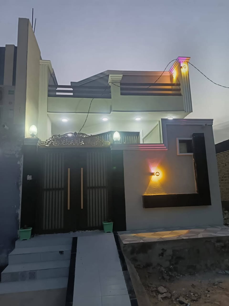 بيت 100 م للبيع بناء حديث 2026
منقطة ال 51 

للأستفسار

***********
