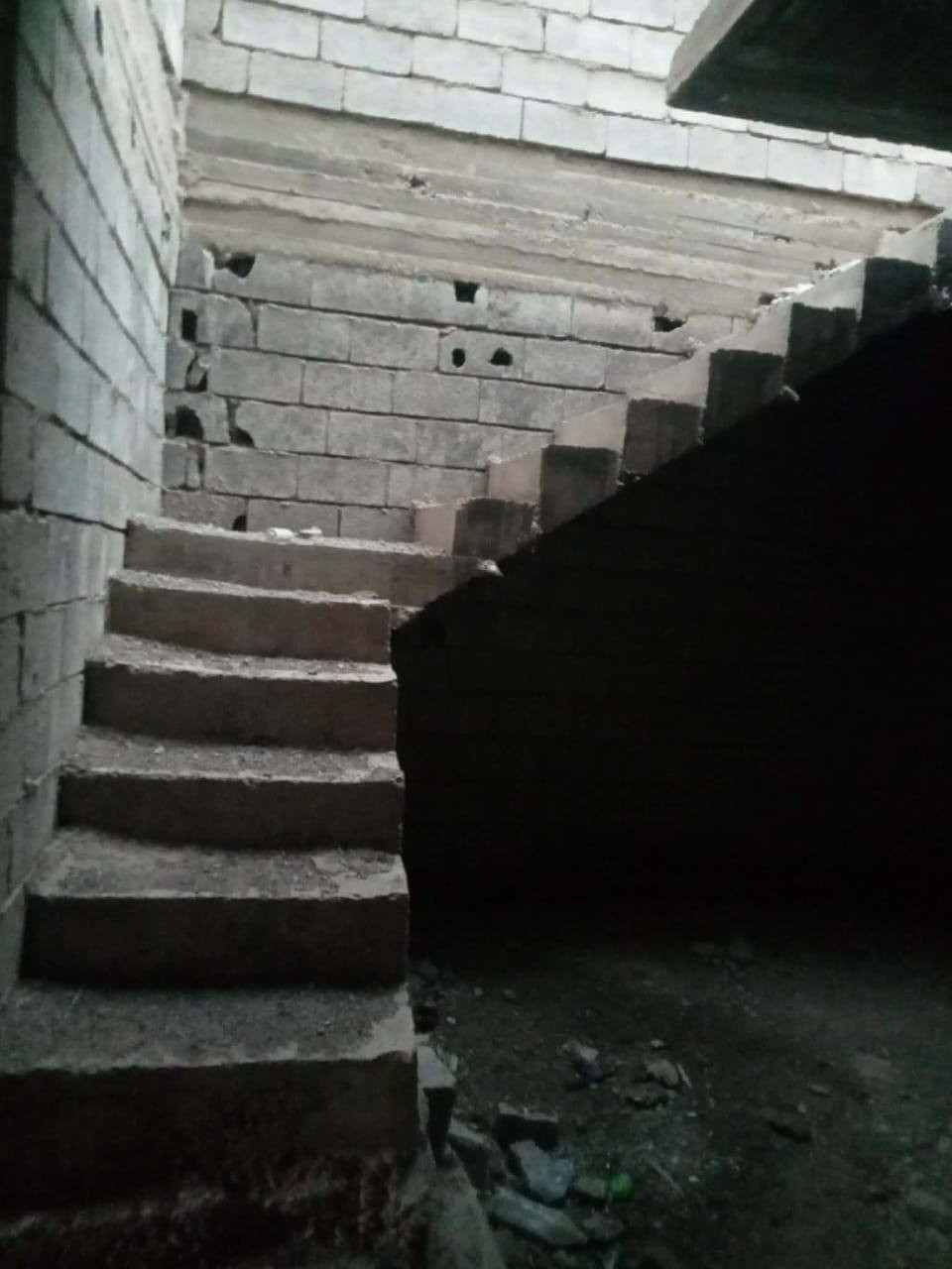 السلام عليكم  
هيكل للبيع مساحه ١٥٠ متر ملك صرف 
موقع بهرز حي صدام قرب نادي بهرز والجنسيه الجديده مال بهرز 
السعر ٨٥ وبيه مجال للاستفسار ***********
