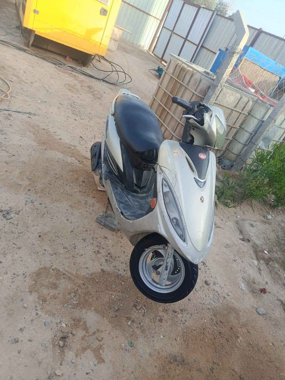 دراجه للبيع بيه خيط بخار الاكثر استفسار اتصال عل رقم صاحب الدراجه ***********
