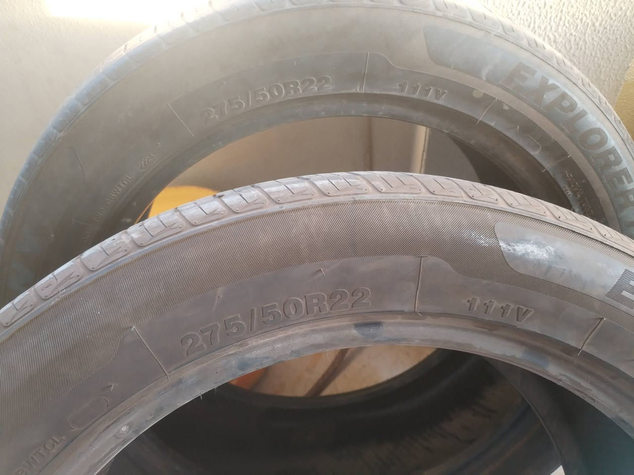 زوج تايرات مال جمسي الحجم 22/50/275 انضاف البيع ***********
