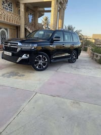 لاندكروزر ٢٠٠٩ • ٤٠٠٠ V6 • ٢٦٠ الف