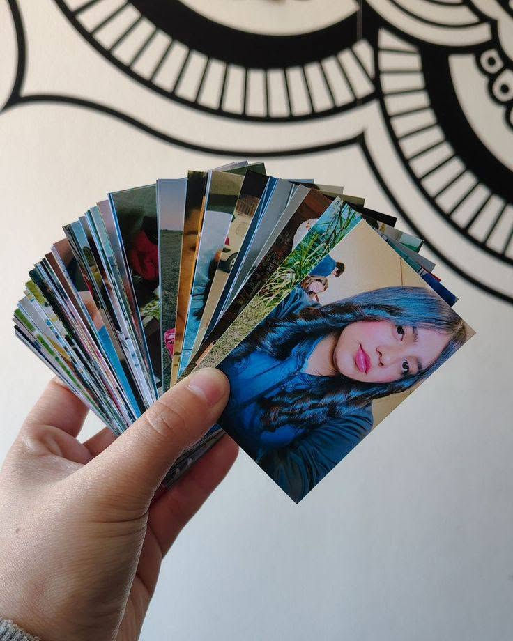 صور مغناطيسية لاصقة على الثلاجة 🧲📸 
هذا جديدنا 🎉
يتوفر بعده احجامها 
الصغير  9 صور ب4 ألف 
الوسط 4 صور ب4 ألف 
الكبير 2 صورتين ب4 الف 
الحجم كبير جدا الصورة الوحدة ب4 ألف 

اطلب كمية اكبر واحصل على تخفيضات وعروض لزبائنه المميزين 💛✨


**إذا كنت صاحب هذا الإعلان وتريد حذفه لأي سبب، رجاءا أرسل رسالة إلى الدعم الفني**