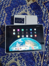 ايباد ٩ • ٦٤ جيجا • نظيف