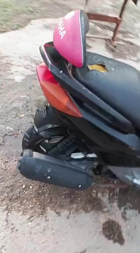 سلام عليكم سكنز نثية للبيع شغالة نكرة بكل وقت دراجة جاهزة كهربائيات شغالة كلهة سلف هندر اشاير دشبول تاير خلفي جديد كلجات جديدة كفرات كدامك سعرهة 300 وبيهة مجال مكاني زعفرانية *********** أو اذا اكو مراوس
