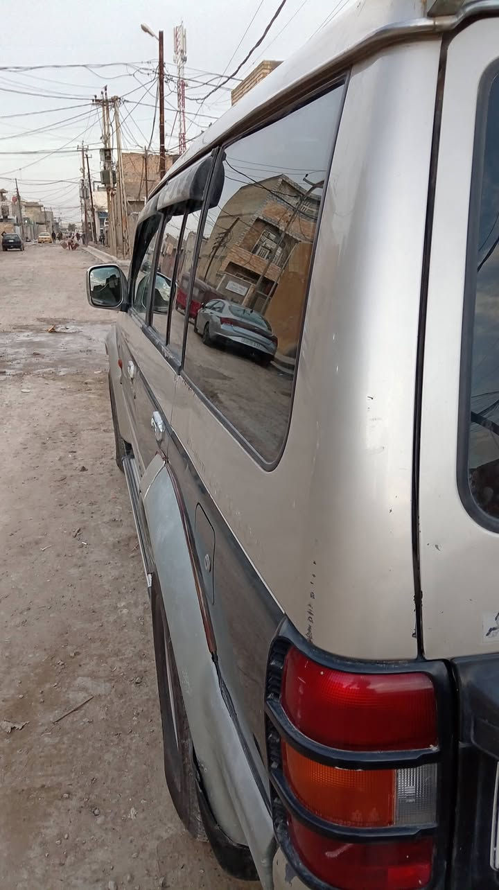 باجيرو موديل 2000 محرك فيفيتي السعر 52 وبي مجال المكان بغداد الرقم الهاتف *********** بيع او امراوس
