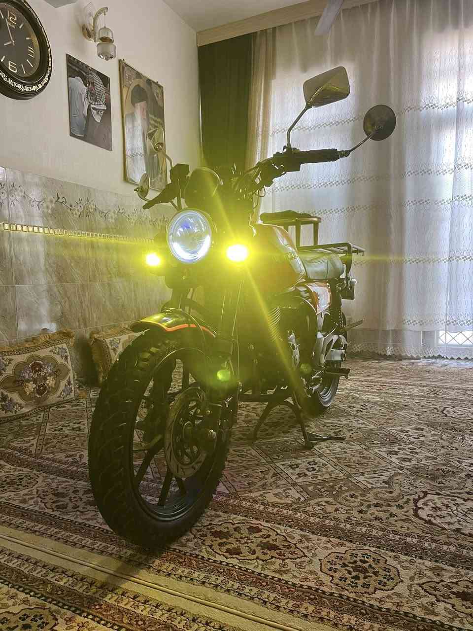 السلام عليكم 
دراجه دايوان لأتي ✈️ 2023 دراجه اخت الجديده الدراجه ماشيه 38 الف دراجه نضفه وحلوه دراجه رقم وسنويه ب اسمي بس عندي لوحه ضاعت وقدمت بلاغ وكملت كلشي باقي بس دفع الغرامه و إسلام الوحات سعر 2300 وبيه مجال رقمي ***********
