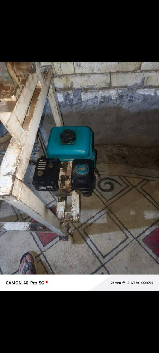 يا الله غراض لبيع مال مطاعم مثرامه مال فلافل ومثرامه بتيته  عنواني سبع قصور شارع ابو علي ***********
