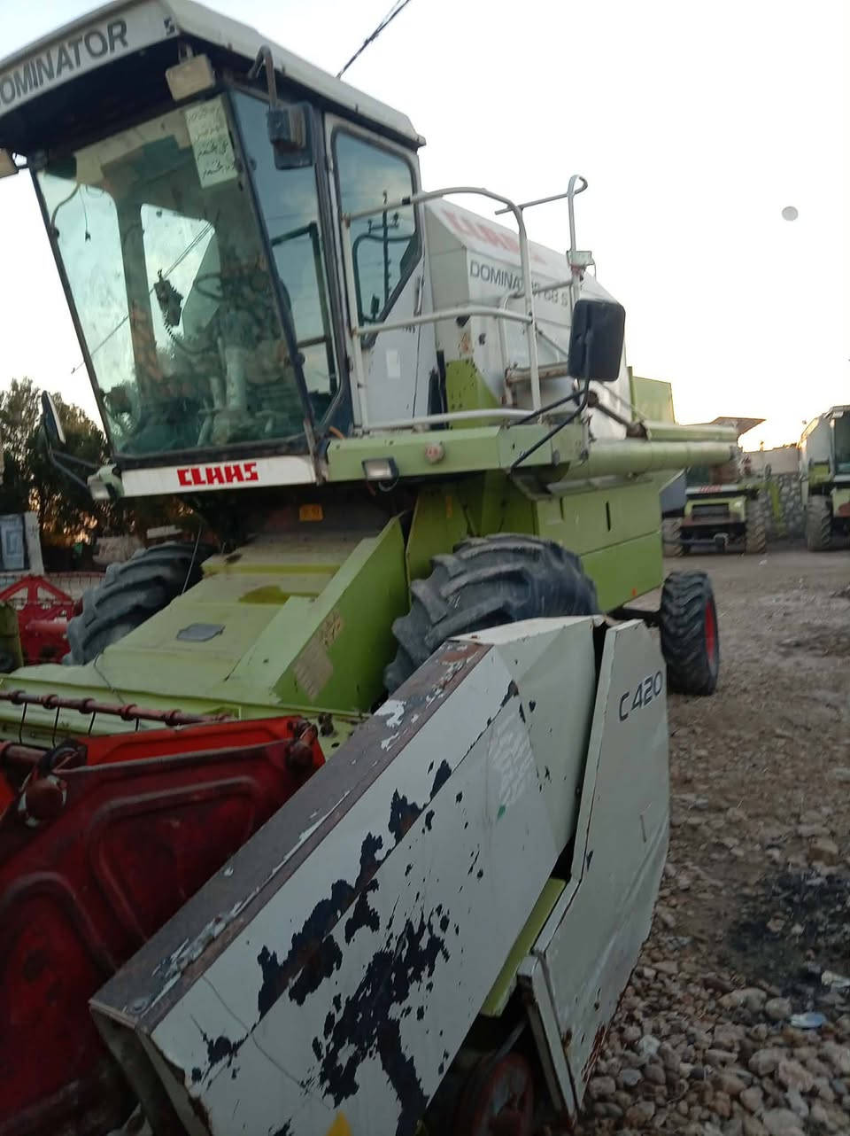 حاصوده للبيع موديل 2006 رقم واسط تاير 26 الخلفي 20 محرك كتر ***********
