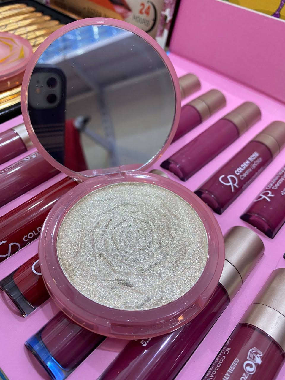 كوزمتك نور .كلشي متوفر 
عنوان شارع العريض قرب حسينية قمر بني هاشم 
واتساب ***********
   انستا 1997mh__ توصيل موجود داخل النصر والمحافضات
