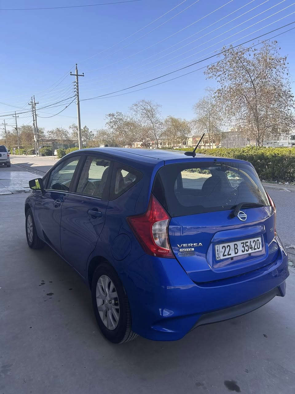 بەناوی خوای گەورە ڤـــێرسا نۆت بۆ فرۆشت  مۆدێل ۲۰۱۷ مواسەفات SV کوشین سارد و گەرم  ڕۆیشت ۹٤ هەزار کیلۆ مەتر  یەک دەرگای سایەق سبوغە دوو دەرگای بیلادی گۆڕاوە دۆسەی لای سەکن سبوغە گێر و مەکینە و بەناو کردن غرامە بەشەرت سحری ٨٨ و مەجال  ۰۷٥۰٤٤۲٤۳۰٨
