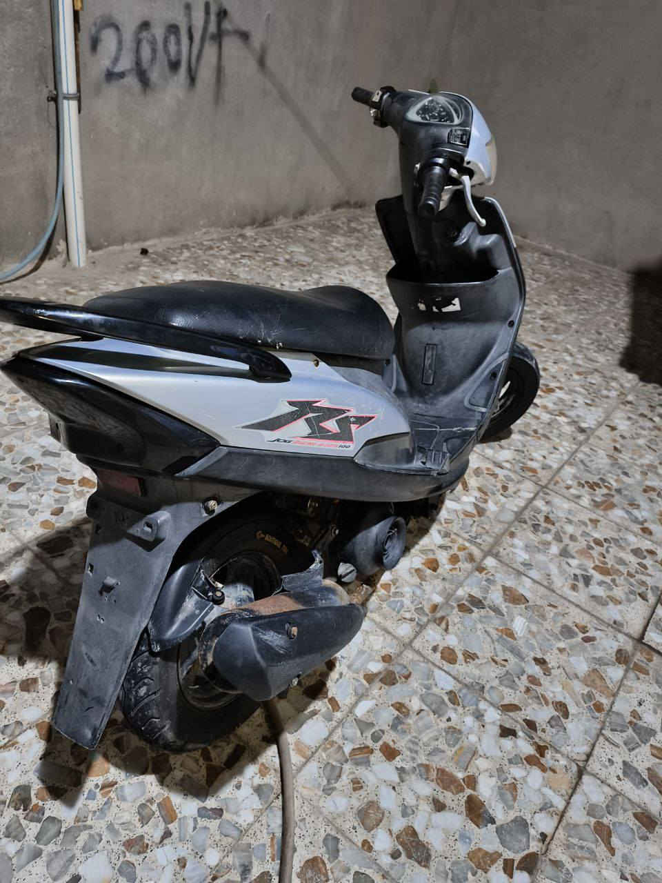 السماوه 
اسلام عليكم دراجه ماكس عدله للبيع شرط ما مفتوح السعر 650وبيه مجال


**إذا كنت صاحب هذا الإعلان وتريد حذفه لأي سبب، رجاءا أرسل رسالة إلى الدعم الفني**