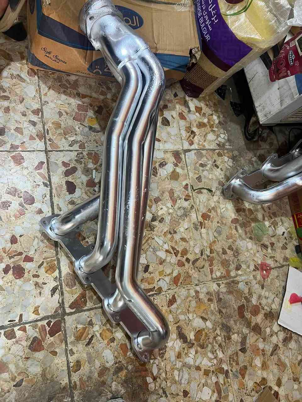 للبيع هدرزBBK اصليrt/srt ب700 الف 
شوته ڤالنت اصليهrt/srt ب300 الف
بغداد***********
