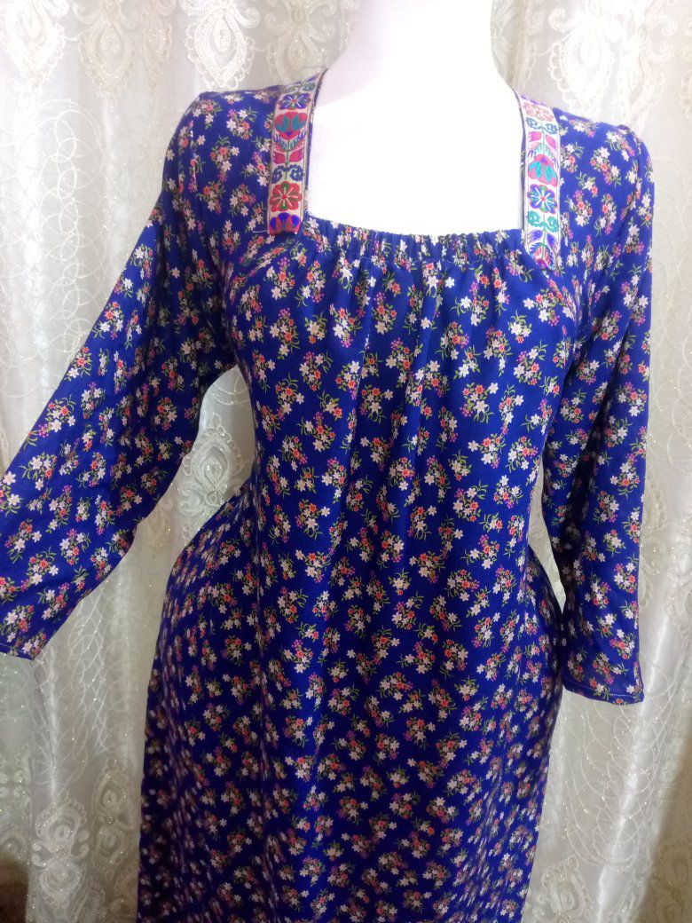 السلام عليكم بنات كشمير ايطالي الاصلي بارده وقياسات راهيه كلش مريحه على 8متوفر توصيل الف داخل النصر


**إذا كنت صاحب هذا الإعلان وتريد حذفه لأي سبب، رجاءا أرسل رسالة إلى الدعم الفني**