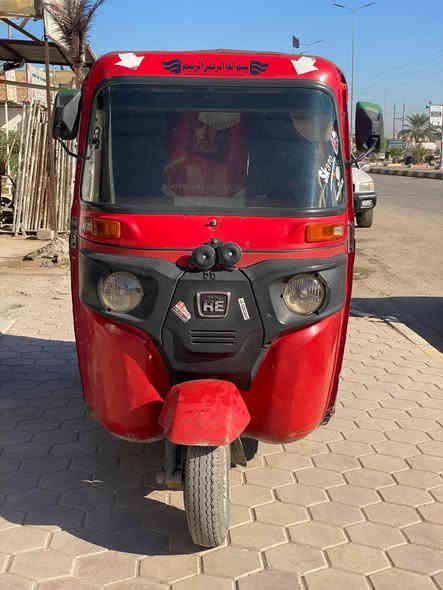 السلام عليكم تكتك 20/18 سنويه ولوحات بسمي تحويل ثاني يوم التكتك بيها خياسات بل دوسات وبيها ضربه يم البك لايت بل صفحه اليسره قليله ما مبينه .......العنوان ديالى خان بني سعد ........السعر 4ملايين 250الف وبيها مجال قليييلللللل...رقم الهاتف ***********
