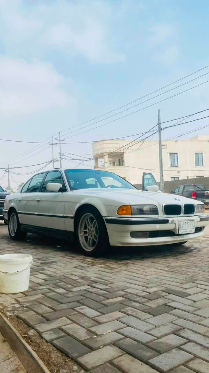 740
1997
سنوية 28
فحتة سقف 
جنطة شفط سيارة
سيدي جنجر
مري قلاب مع البك 
كشنات مخمل كهرباء 
خزن ميموري 
بردة خلفية 
تليفون 
بيها قطع صبغ فقط 
بيها نقص بالحدادية ونقص بسيط بالدواخل 
مكان السيارة سماوة 
***********
سعر قفل ١٠٠
