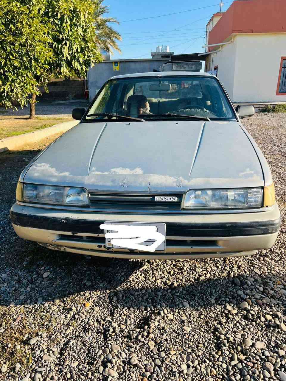 السلام عليكم مكلف بل نشر سيارة للبيع
سيارة مازدة ٦٢٦ موديل ٨٩ رقم نينوى السنوية عضمية ل٢٩ تسقط كابون بانزين بيهة محرك ٨بخ كابريتة .صاحبهة الشرعي موجود السيارة جاهزة مابيهة صبغ السعر ٣٨وبيهة  مجال مكان ناحية القيارة قرية اجحلة لتواصل الاتصال على الرقم ***********
